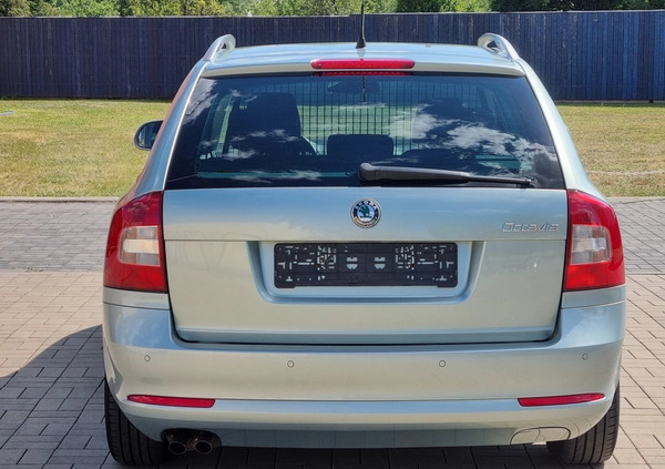 Skoda Octavia cena 19900 przebieg: 193000, rok produkcji 2009 z Żary małe 704
